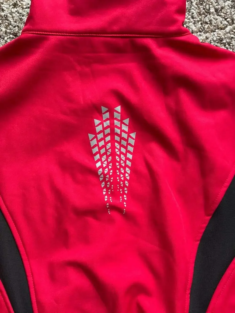 Arsuxeo Winter Thermal Softshell Cycling Jacket Red and Black Windproof Fleece